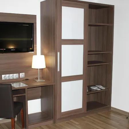 Auto Hogar Hotel 3*