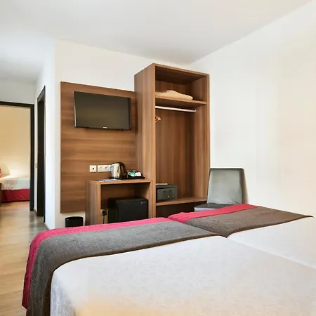 Auto Hogar 3*