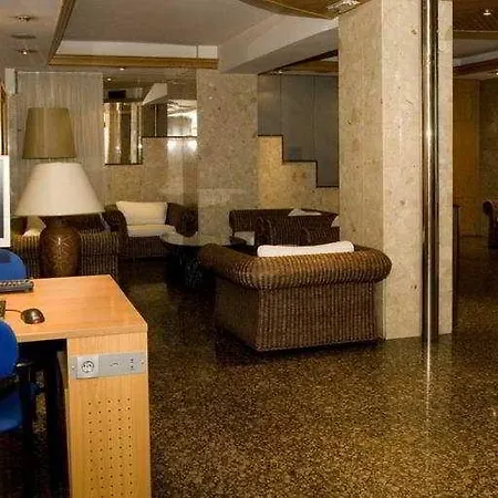 Hotel Auto Hogar