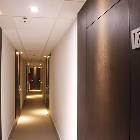 Auto Hogar 3* Βαρκελώνη