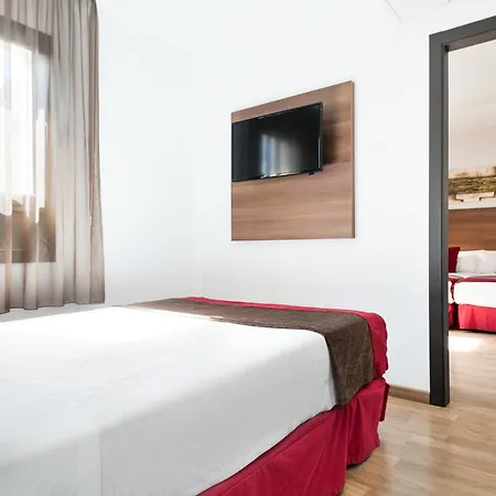 Otel Auto Hogar 3*