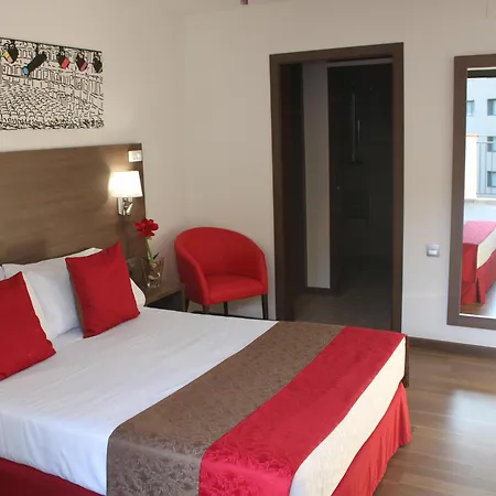 Otel Auto Hogar 3*